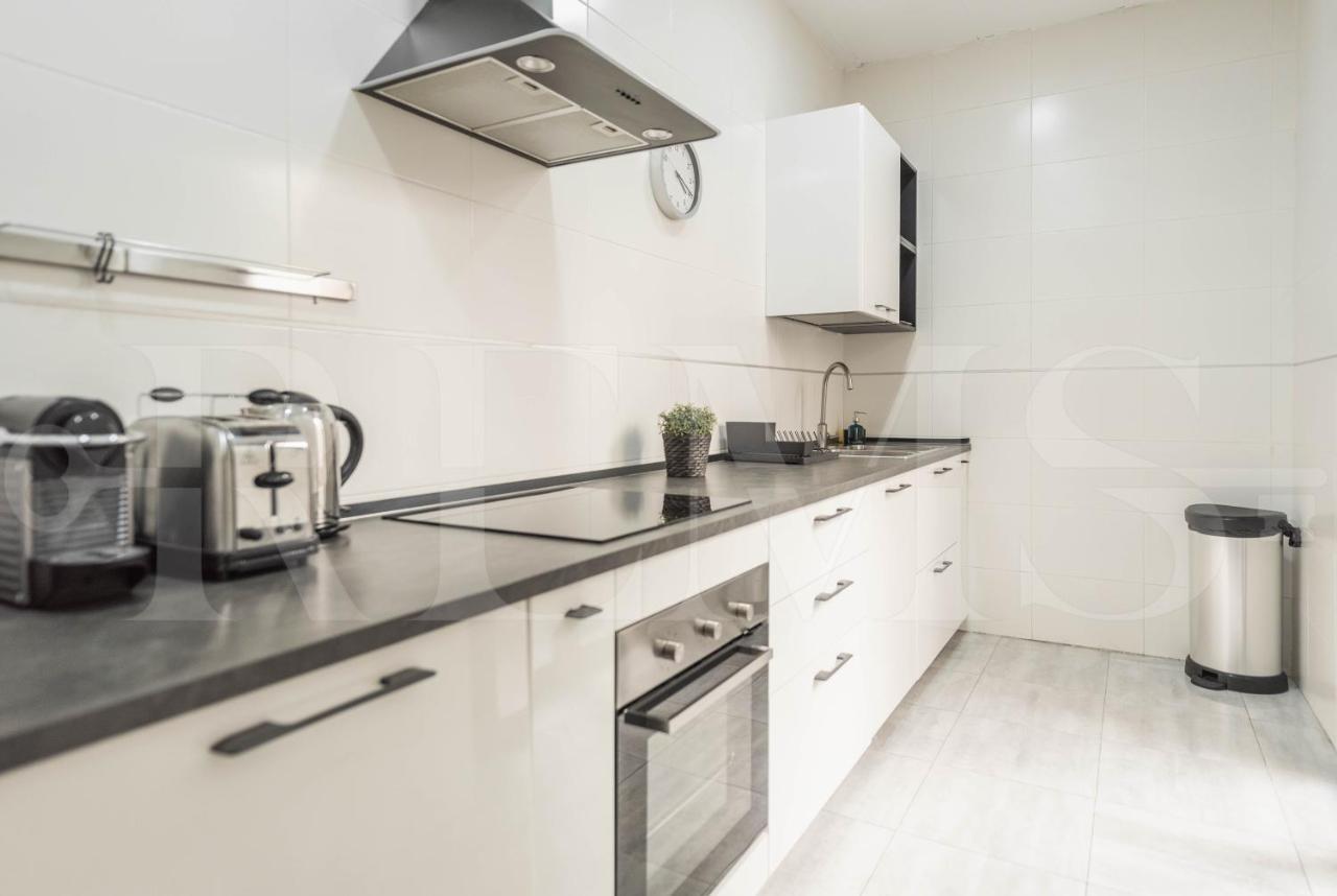 3Br Apartment With Parking And Patio In The Center By Rems มาลากา ภายนอก รูปภาพ
